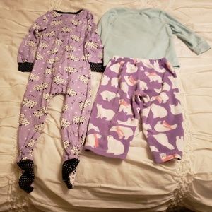 Carter's Pajamas - Toddler Girls Carter's 12M and 12-18M Jammies. Carter's Pajamas - Toddler Girls Carter's 12M and 12-18M Jammies.
